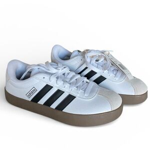 Adidas Women’s 6.5 VL Court 3.0 Shoes
White and Black New Sneakers